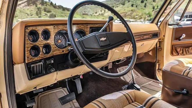 ！初代雪佛兰开拓者房车传奇开元棋牌全球仅1800台(图4)